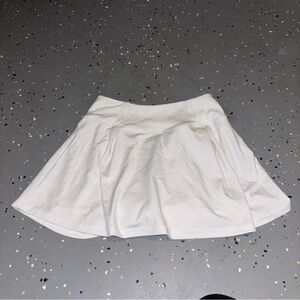 INDERO White Gym 
Skirt